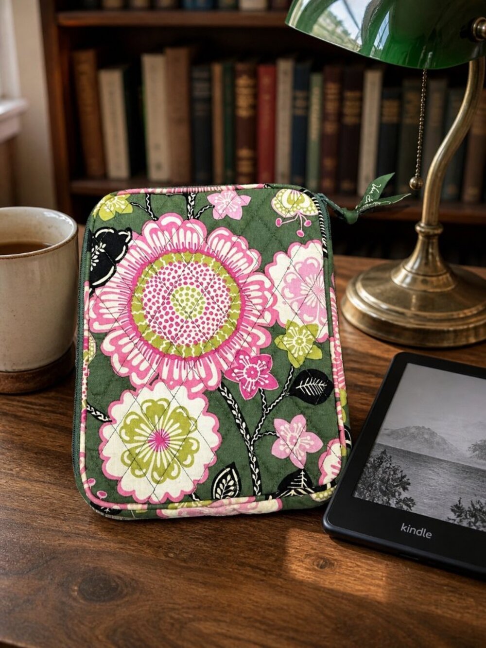 Vera Bradley Olivia Pink & Green Neoprene Tablet Case / Sleeve, Kindle Holder